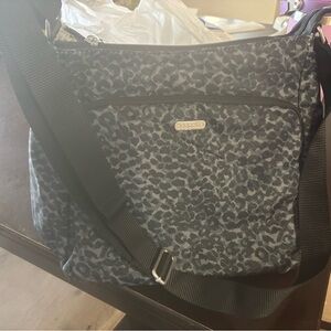 Leopard Baggallini crossbody